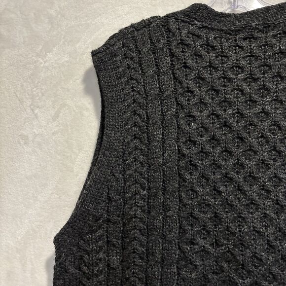 Aran Islands Knitwear Sweater Vest Men's XXL Gray Knit Fisherman Cable Wool - Picture 8 of 14